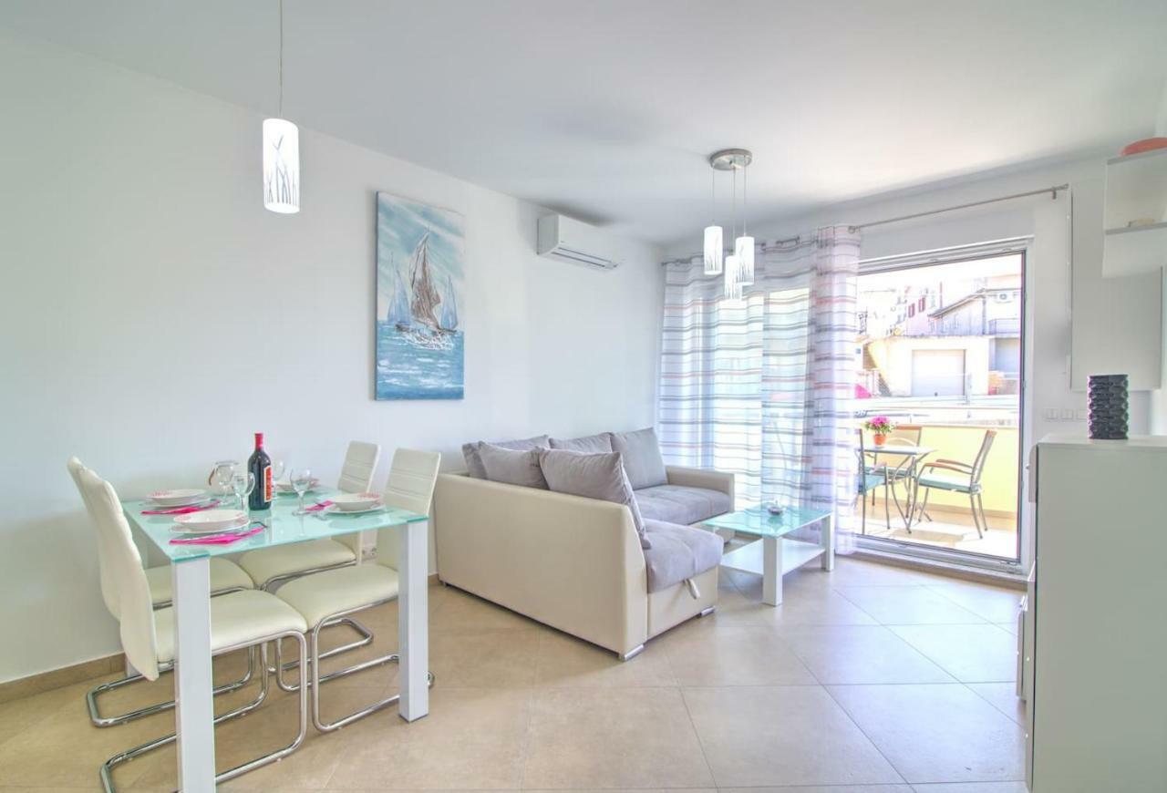 Waves-villa Sunce * Senj (Lika-Senj)