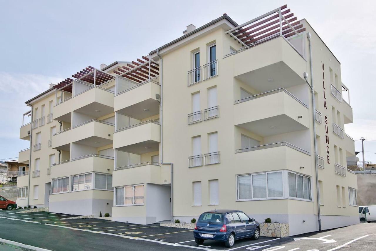Waves-villa Sunce Apartment