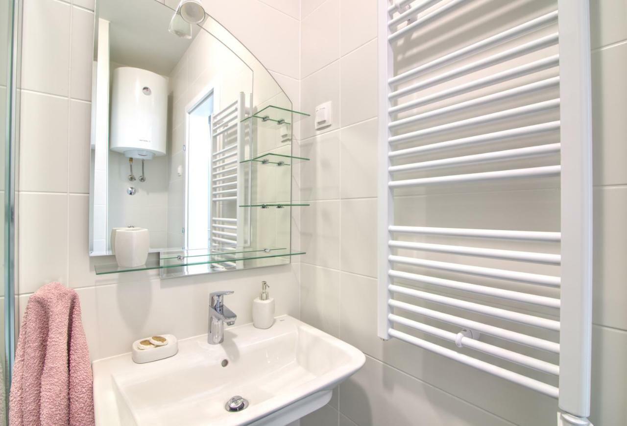 Waves-villa Sunce Apartment